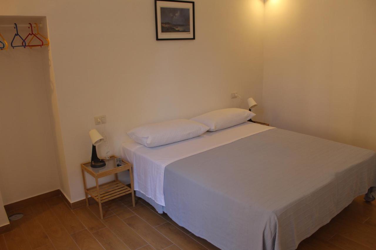 Bed and Breakfast Casa Laura Oliva Mancini Nápoles Exterior foto