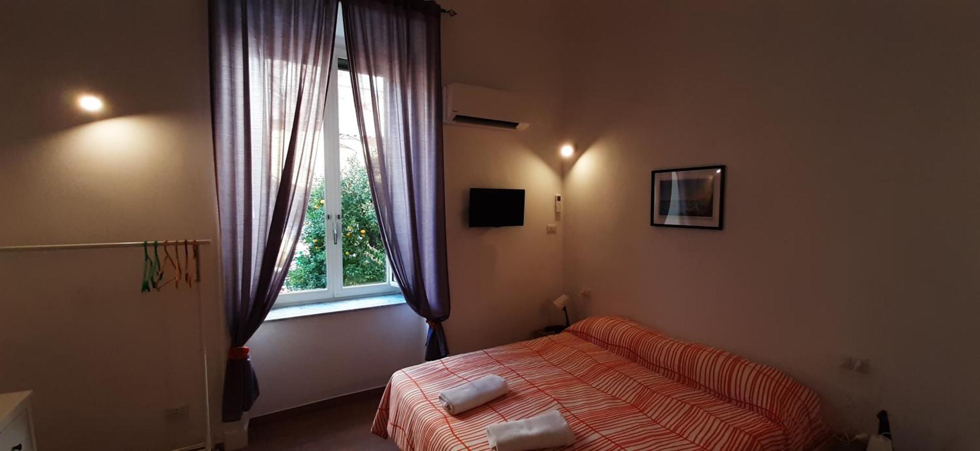Bed and Breakfast Casa Laura Oliva Mancini Nápoles Habitación foto